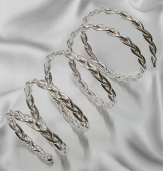 Adjustable braided spiral cock rings in silver and gold finishes