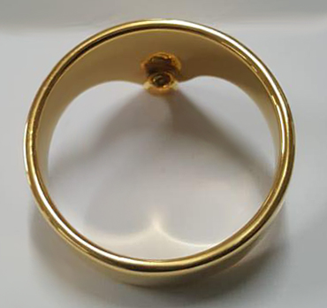 V Glans cock ring showing pressure ball position