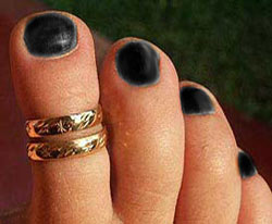 Handmade solid 14ct gold engraved adjustable toe ring